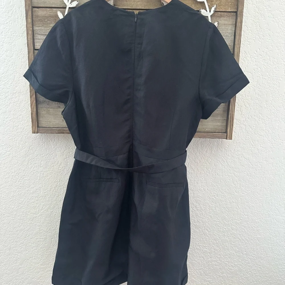 Banana Republic Black V-Neck‎ Tie-Waist Linen blend Romper size 20 NWT